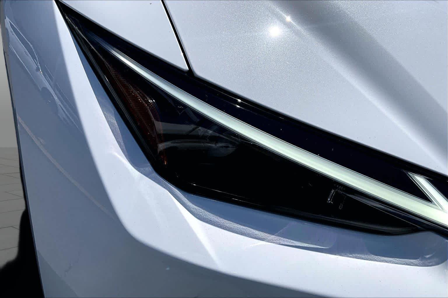 Certified Used 2024 Ultra White Lexus F SPORT Design image 28