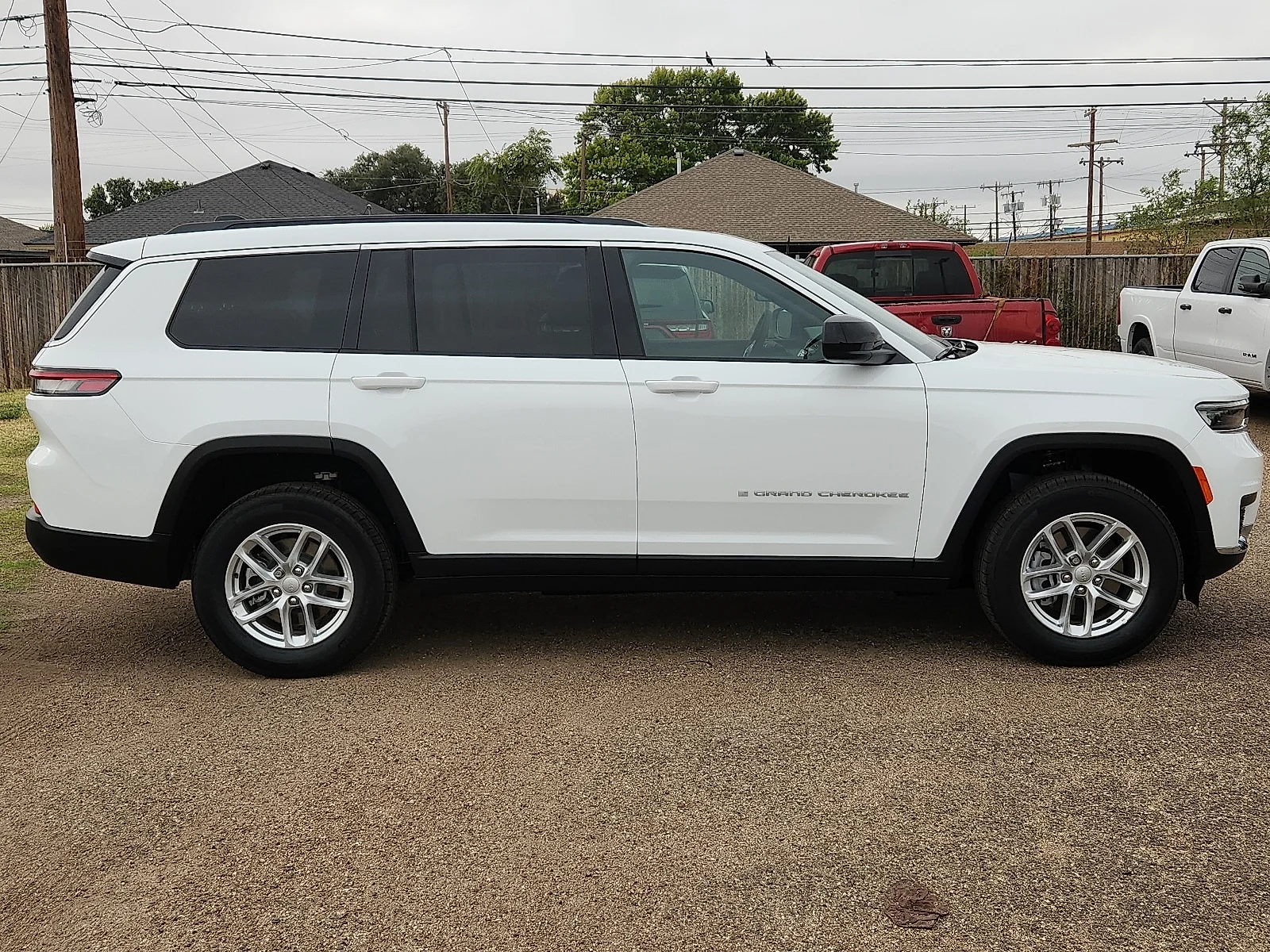 New 2026 White Jeep LAREDO 4X4 image 5