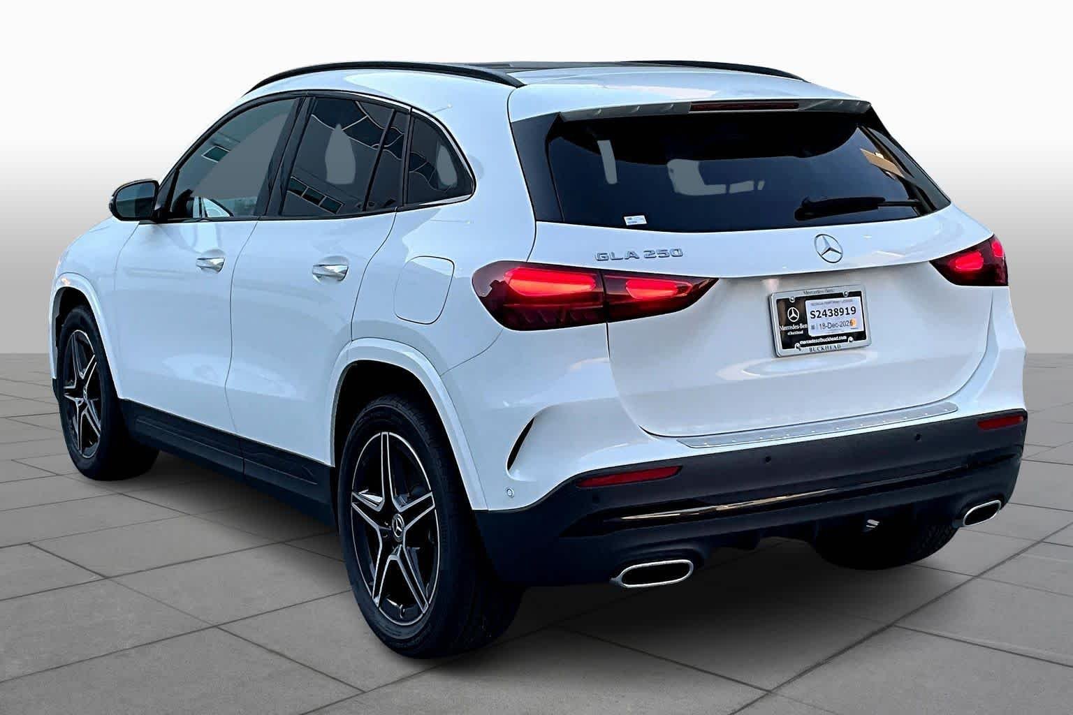 Certified Used 2026 Polar White Mercedes-Benz GLA 250 image 11