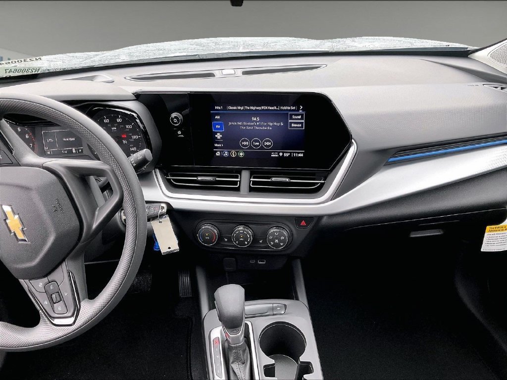 2026 Chevrolet Trax LS - Photo 13