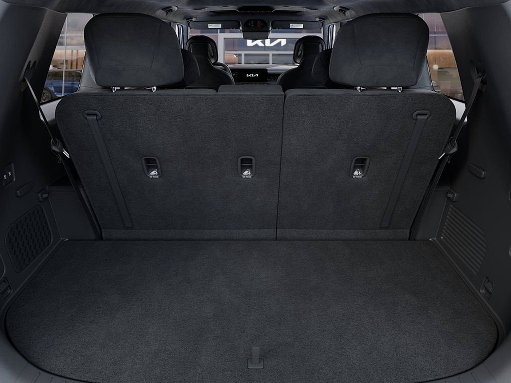 New 2027 Wolf Gray Kia X-Pro SX Prestige image 19