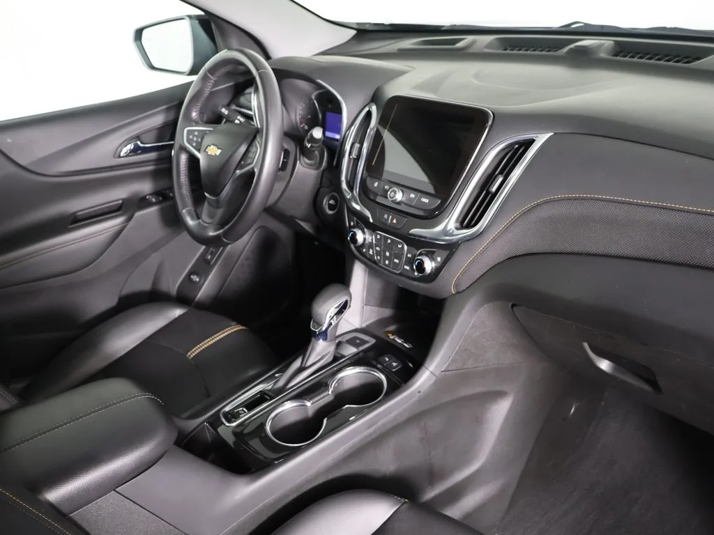 Used 2022 Black Chevrolet Premier image 25