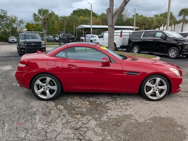 Used 2012 Red Mercedes-Benz SLK 350 image 8