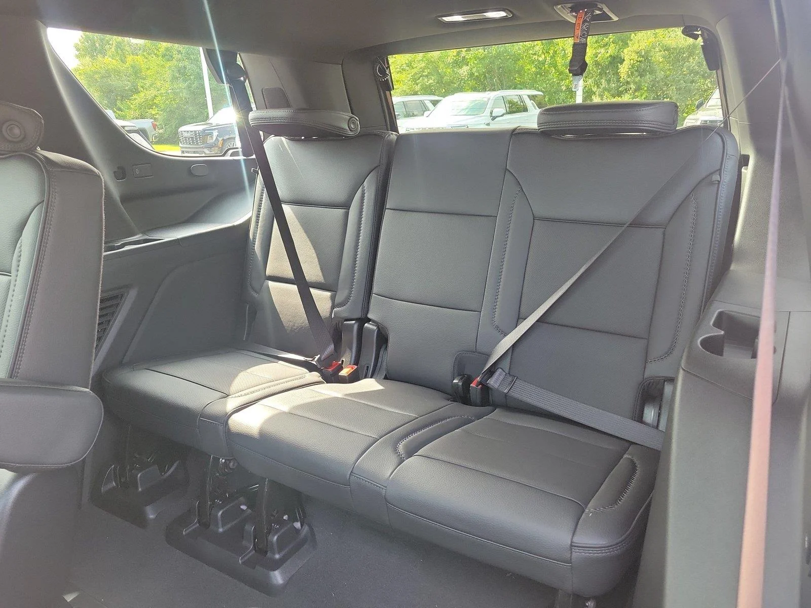 2026 GMC Yukon Denali - Photo 11