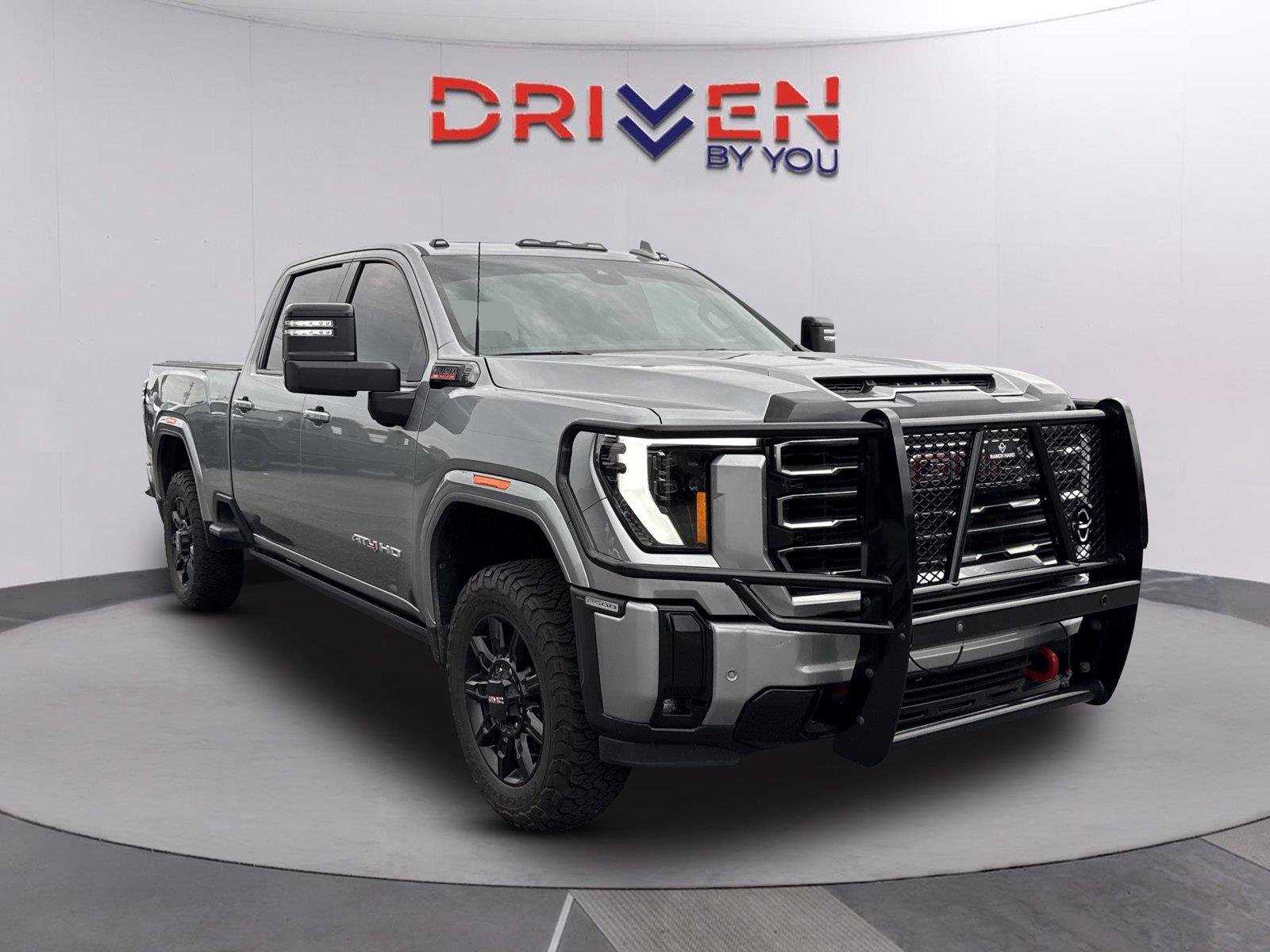Used 2025 Sterling Metallic GMC AT4 image 2