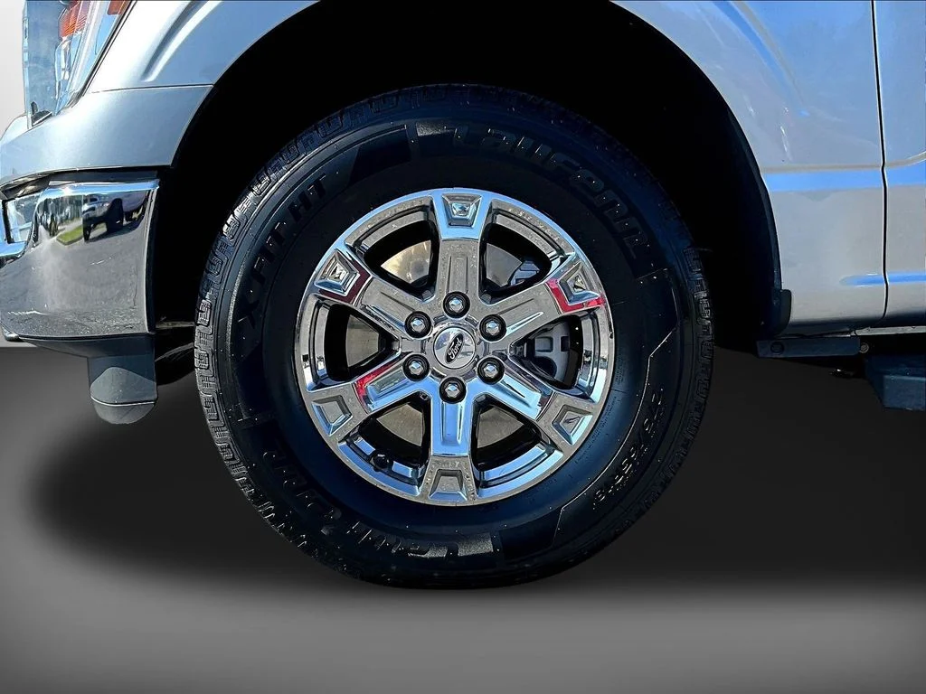 Used 2022 Silver Metallic Ford XLT image 34