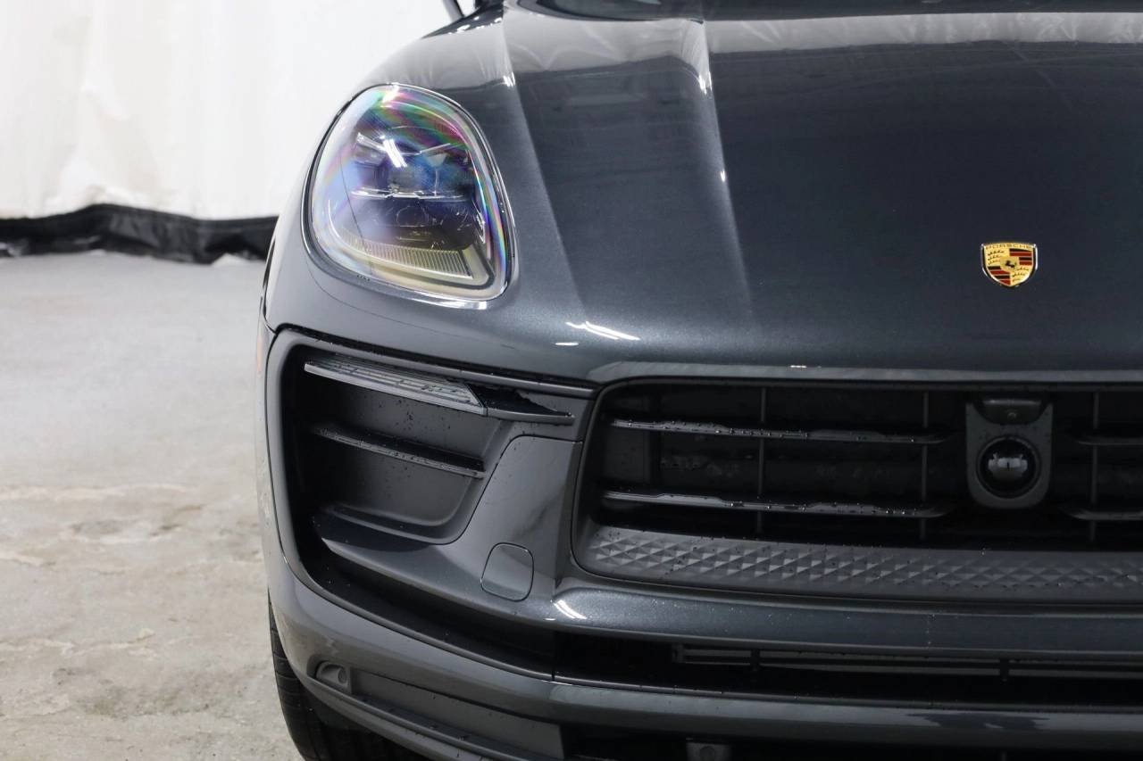 Used 2026 Volcano Grey Metallic Porsche  image 15