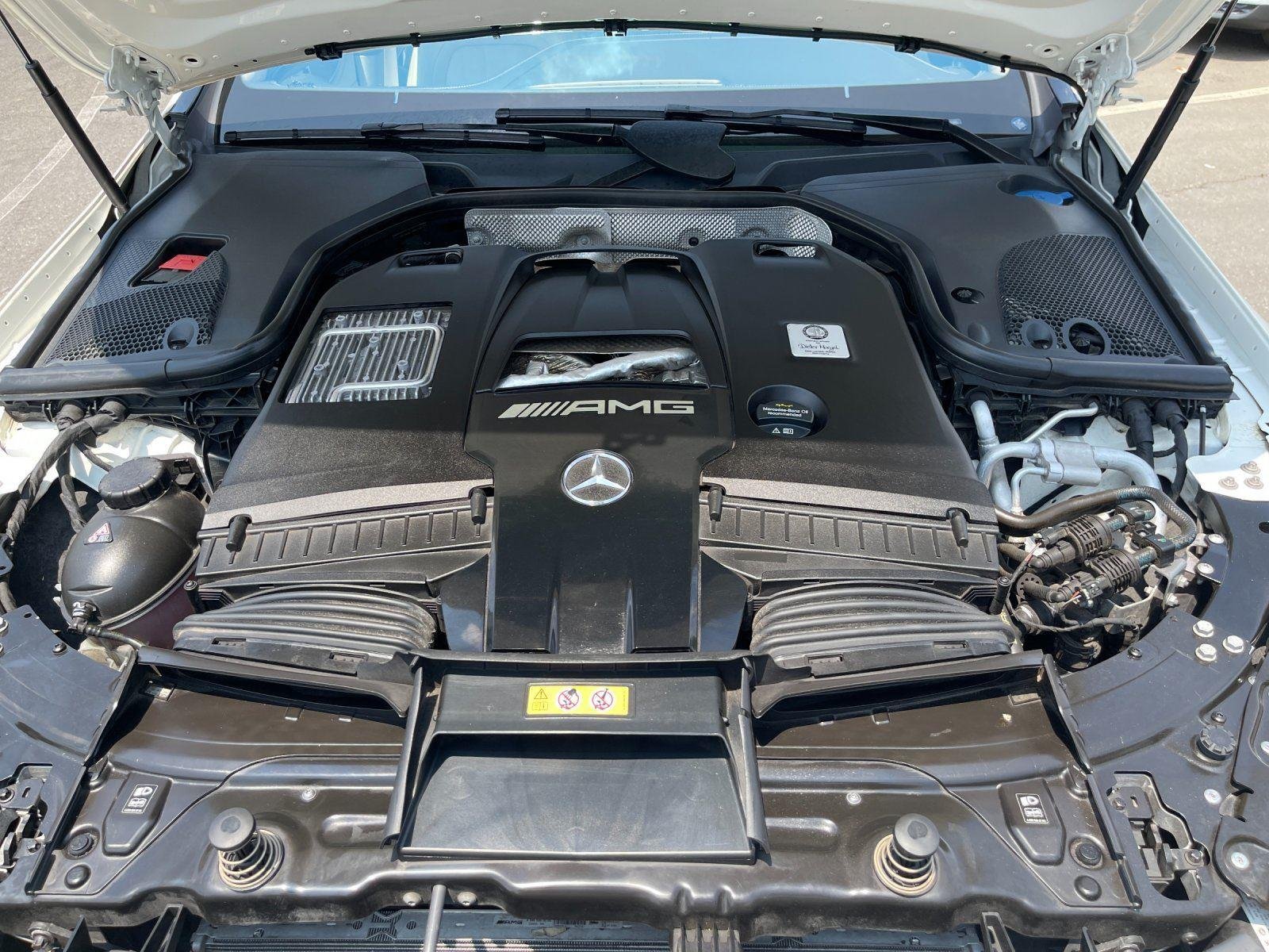 Used 2021 designo Diamond White Metallic Mercedes-Benz AMG® GT 63 image 9