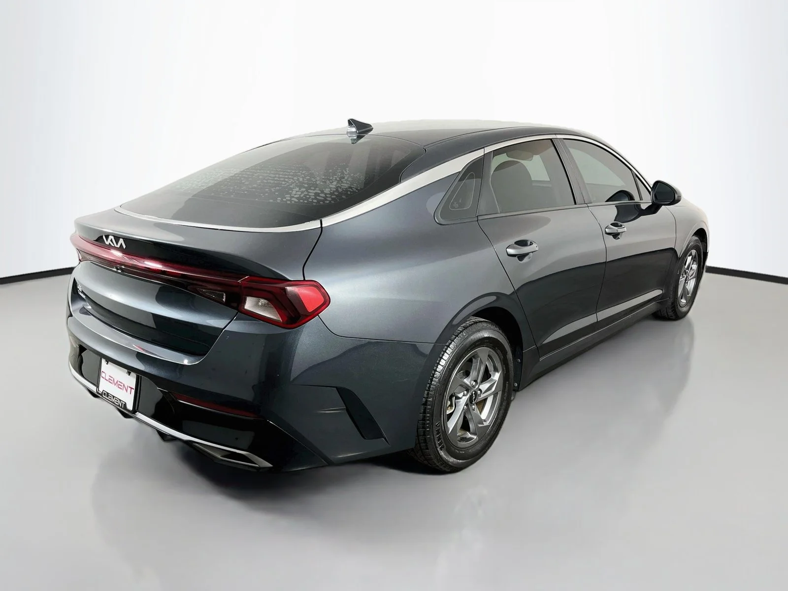 Used 2023 Gray Kia LXS image 6