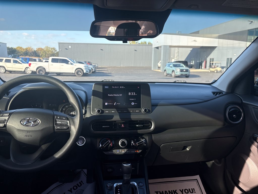 Used 2023 Black Hyundai SEL image 14