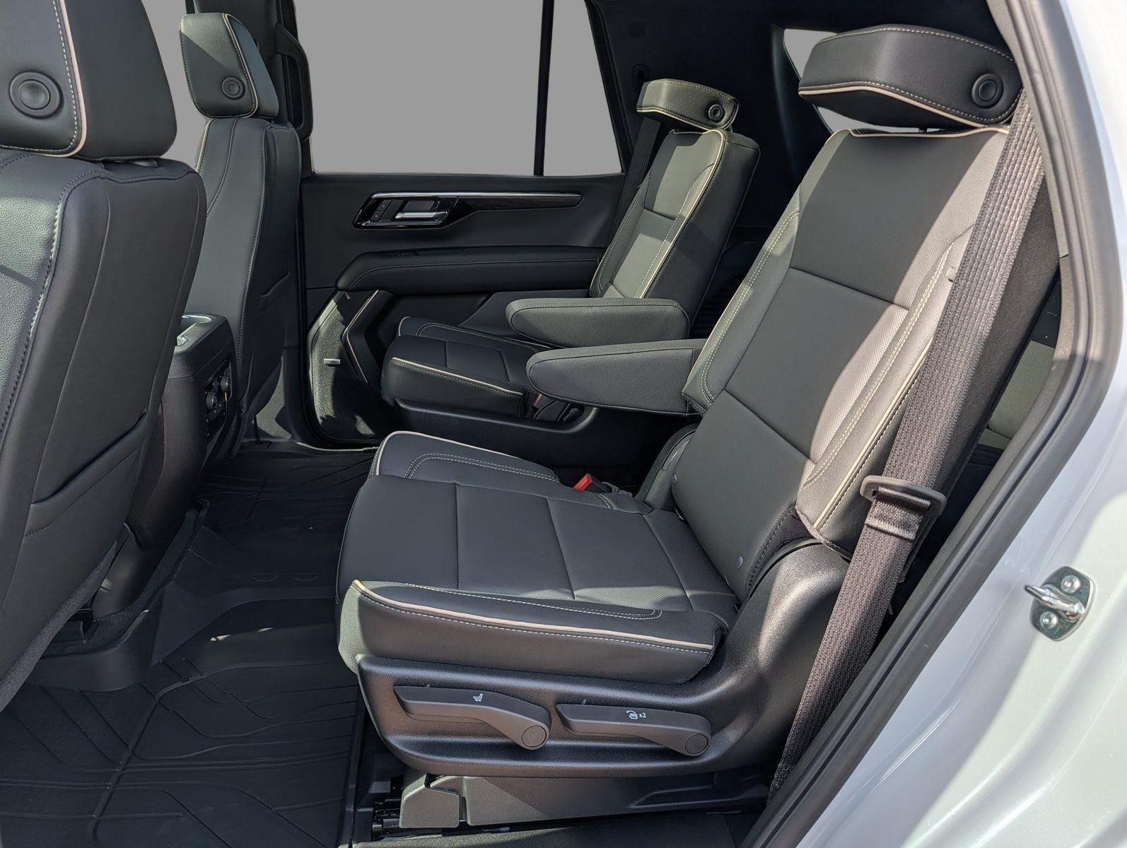 2026 Chevrolet Tahoe Premier - Photo 33