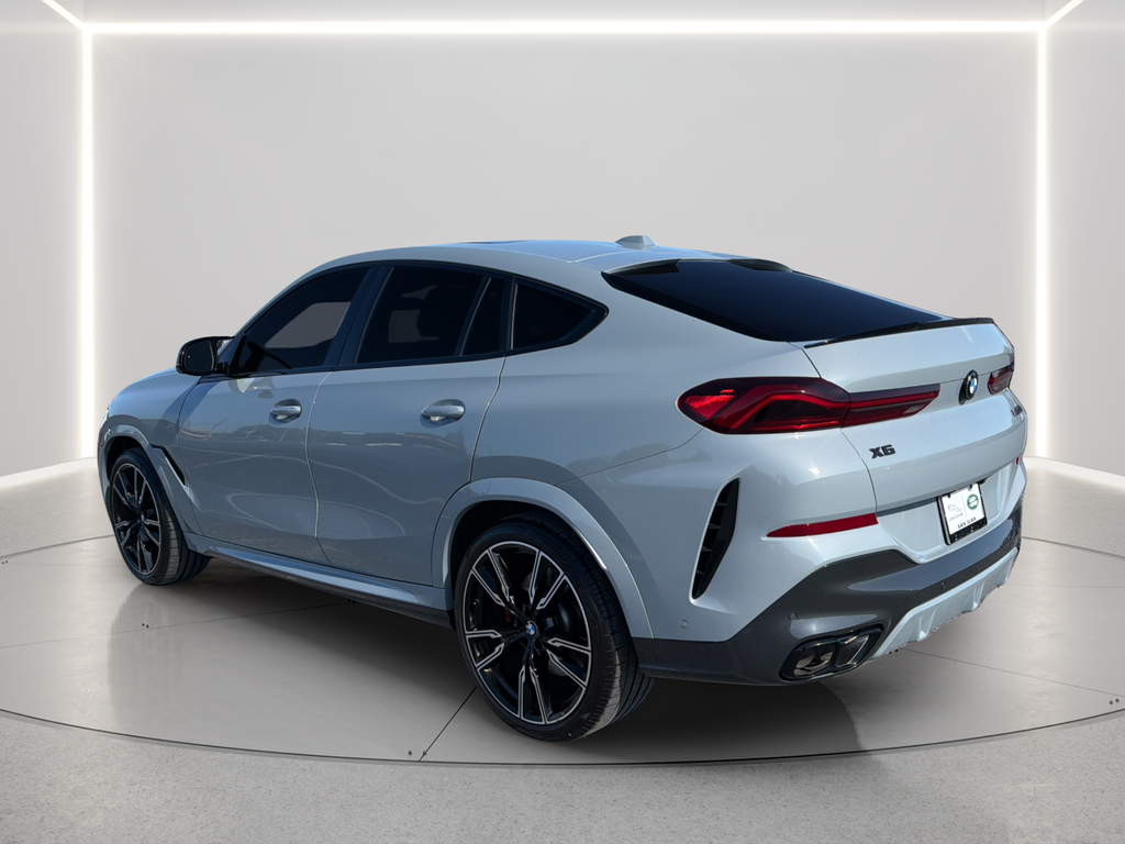 Used 2025 Gray BMW M60i image 15