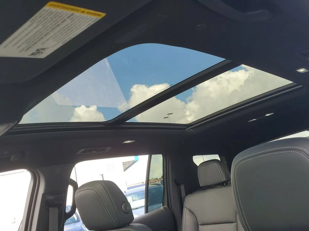 New 2026 Summit White Chevrolet LT image 25