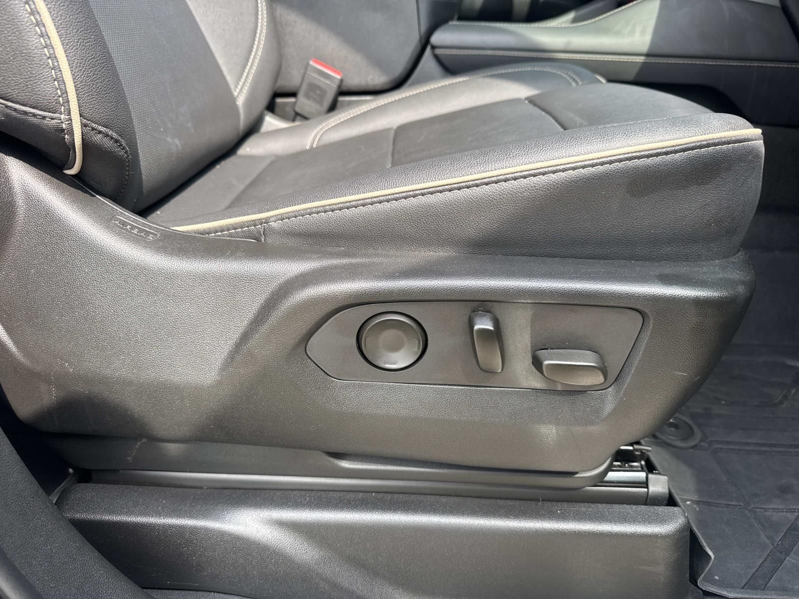 Used 2023 Gray Chevrolet Premier image 16