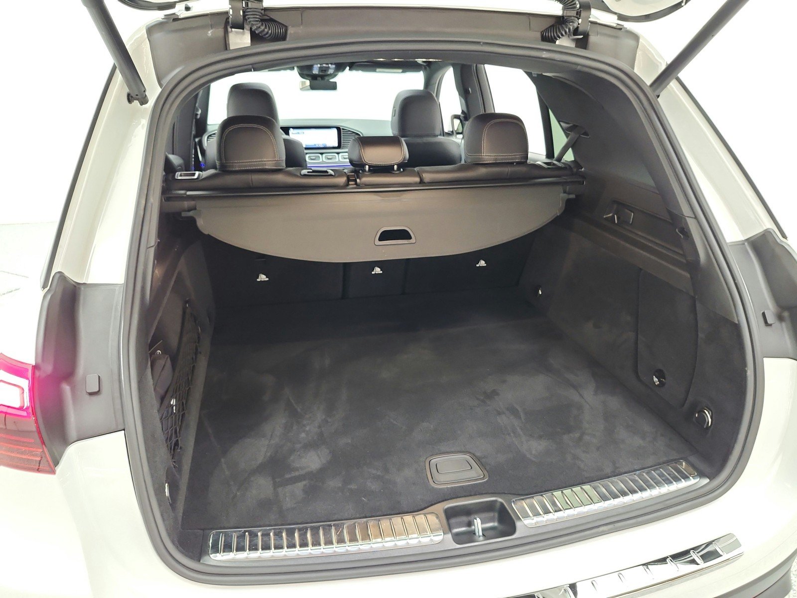 Certified Used 2026 Polar White Mercedes-Benz GLE 350 SUV image 22