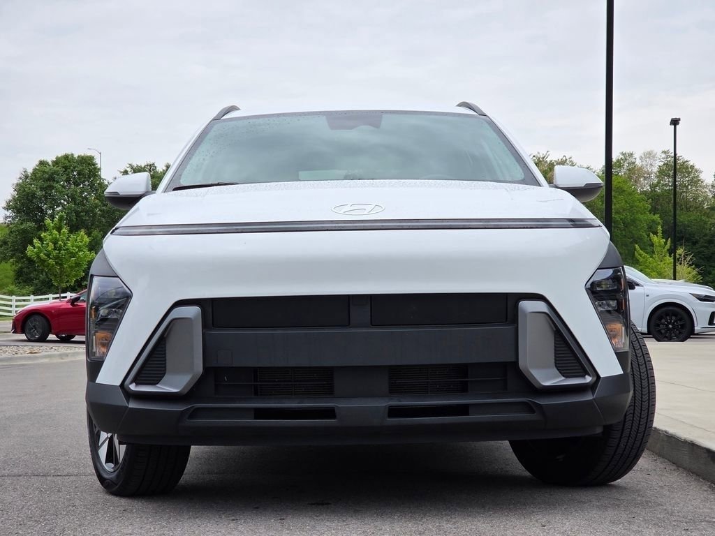 Used 2024 Atlas White Hyundai SEL image 2