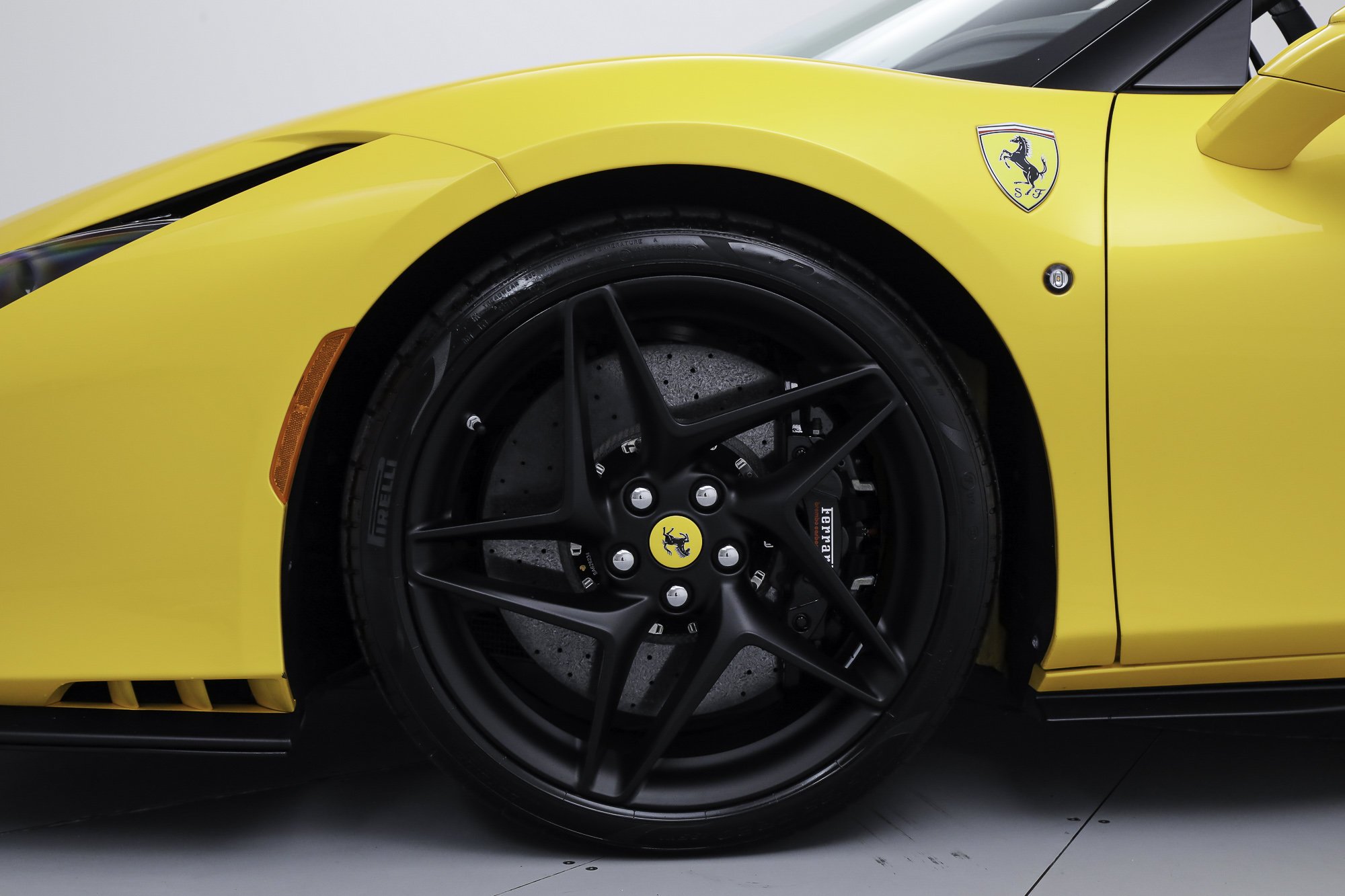 Used 2022 Yellow Ferrari  image 41