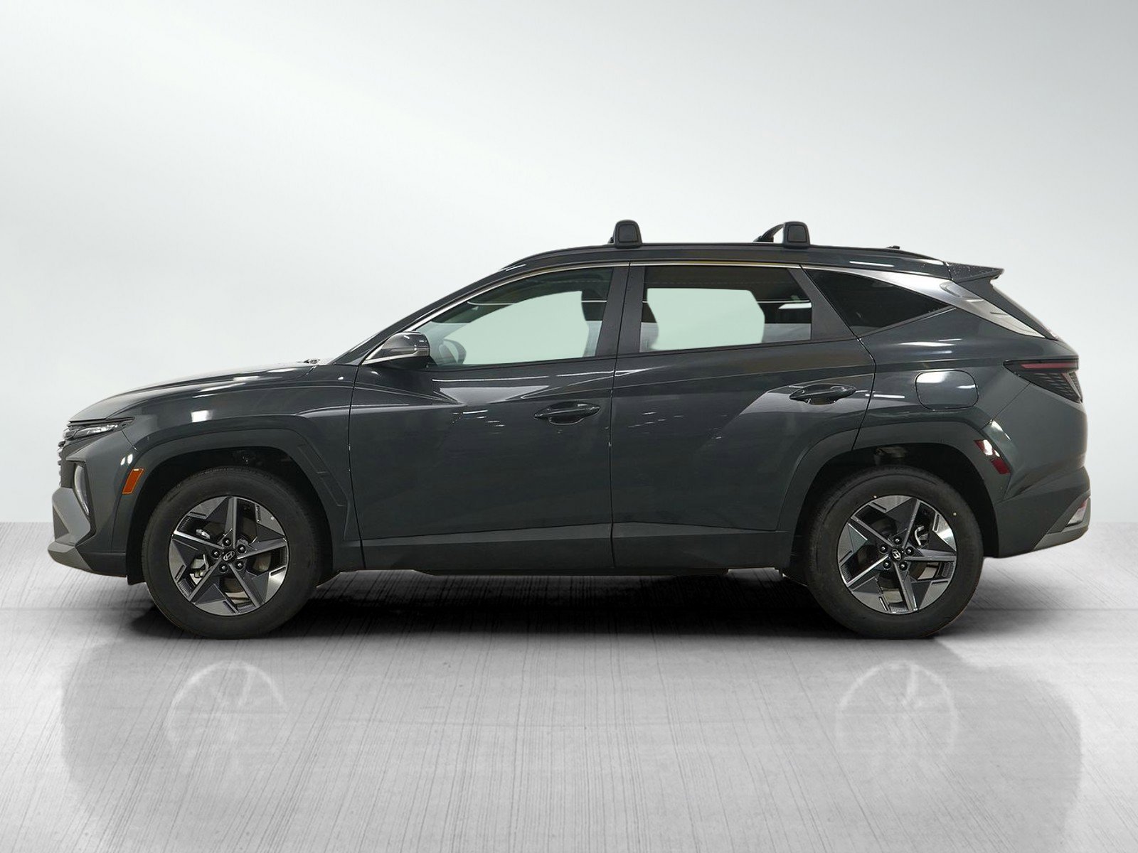Certified 2026 Hyundai Tucson SEL Premium with VIN 5NMJCCDE8TH644403 for sale in Minneapolis, Minnesota