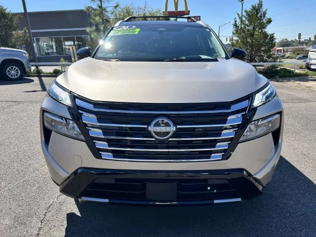Used 2026 2t Chpn Blk Roo Nissan Platinum image 12