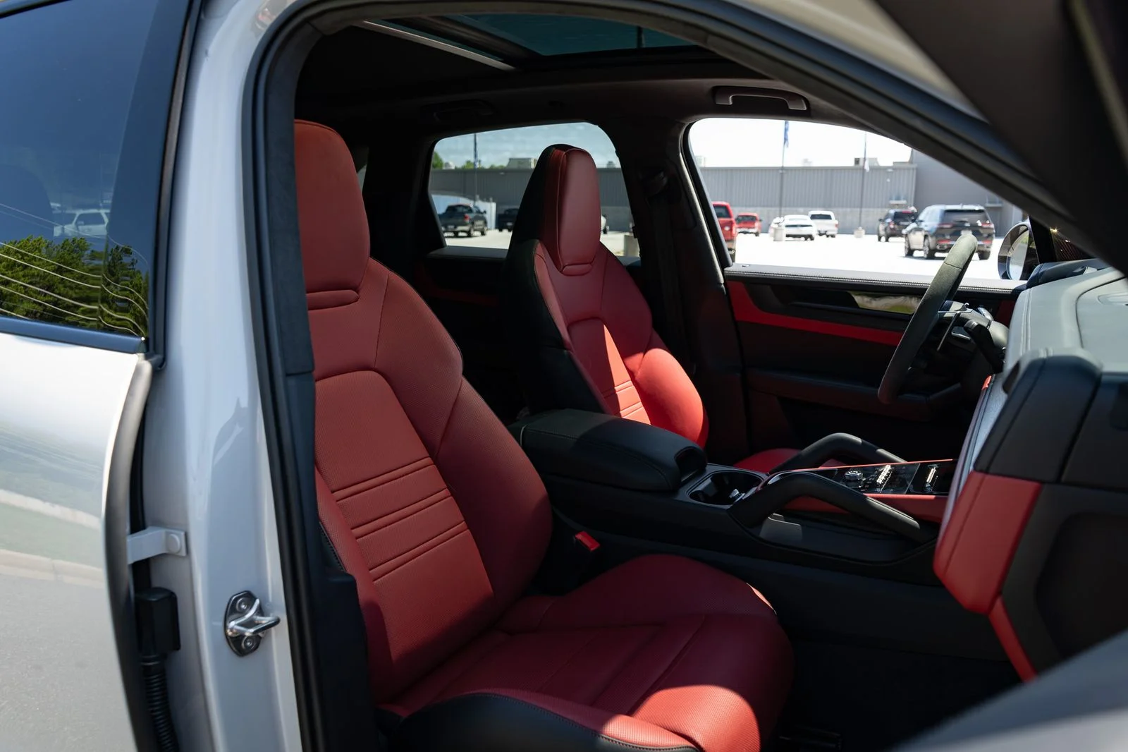 Used 2023  Porsche GTS image 47