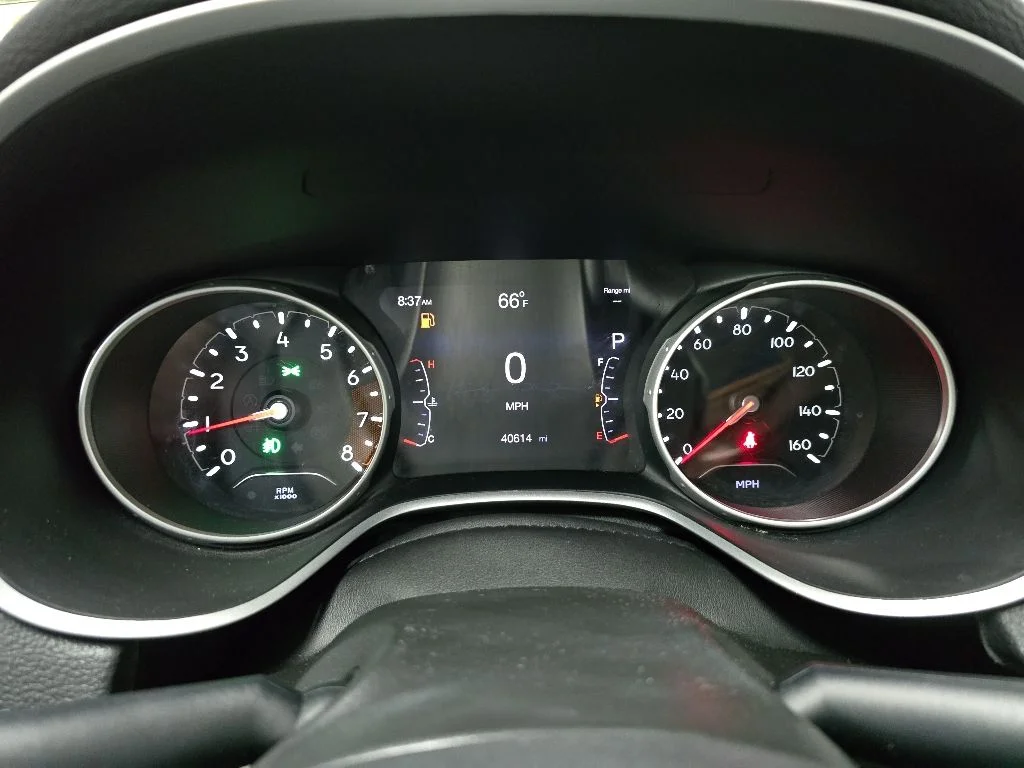 Used 2020 Gray Jeep Latitude image 22
