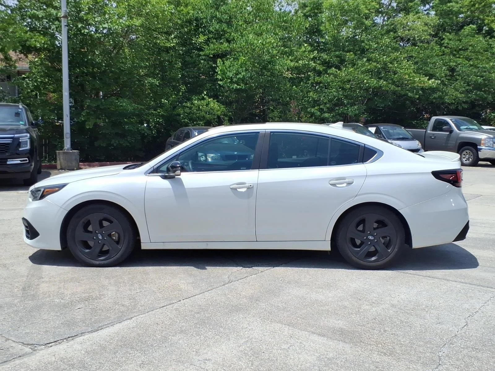 Used 2022 Crystal White Pearl Subaru Sport image 3
