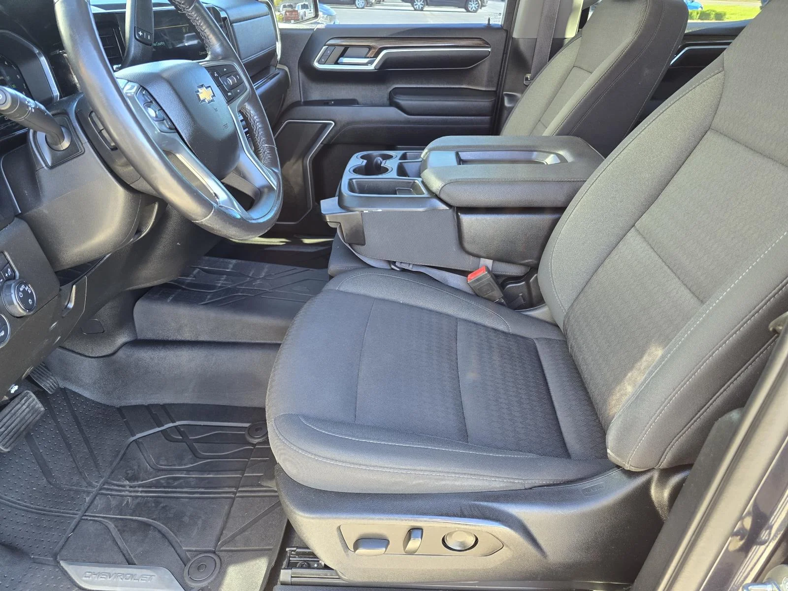 Used 2022 Dark Ash Metallic Chevrolet LT image 9