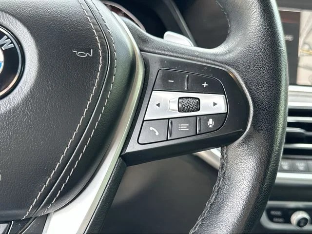 Used 2023 Gray BMW xDrive40i image 17