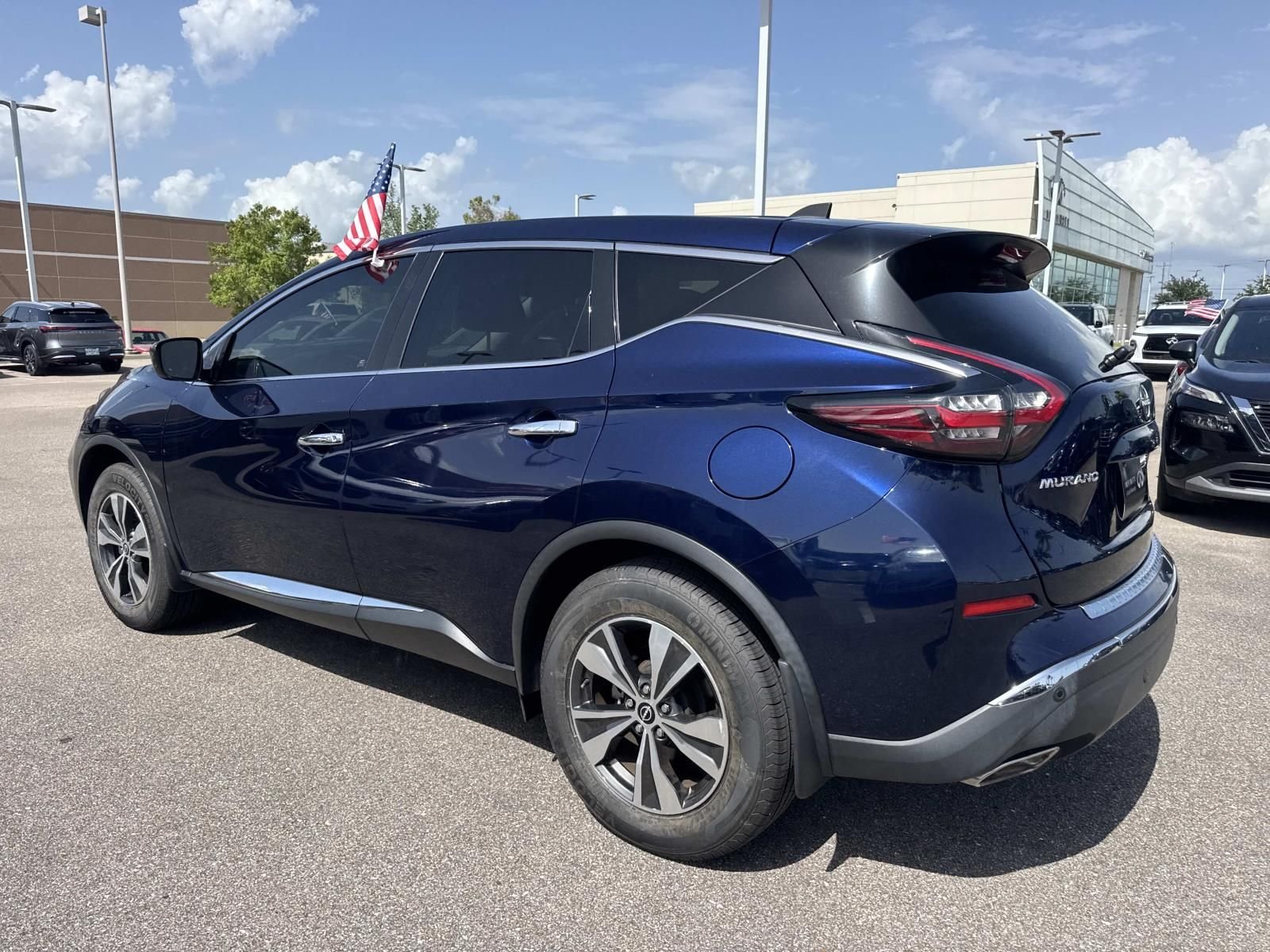 Used 2023 Blue Nissan S image 8