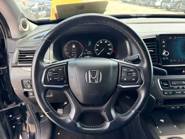 Used 2025 Black Honda RTL image 17