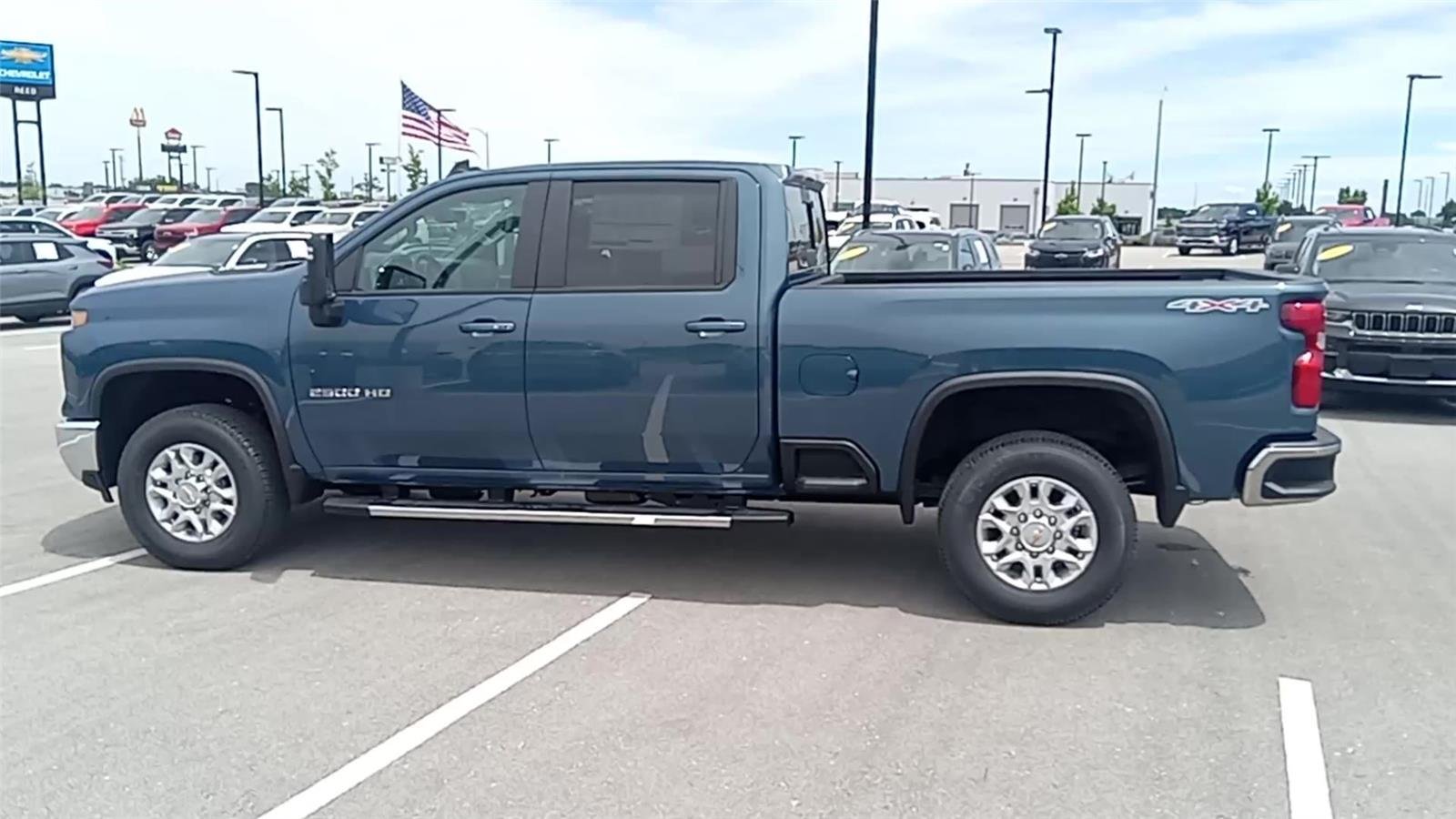 New 2026 Lakeshore Blue Metallic Chevrolet LT image 5