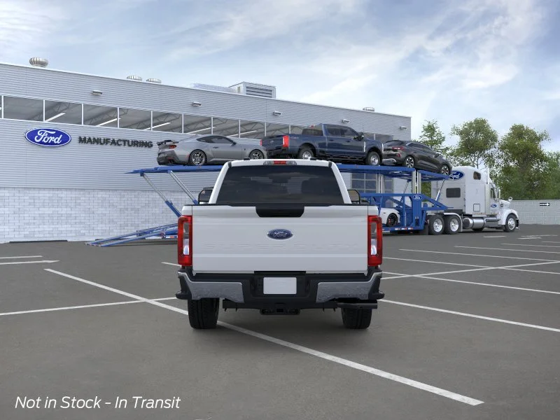 New 2026 Oxford White Ford XLT image 5