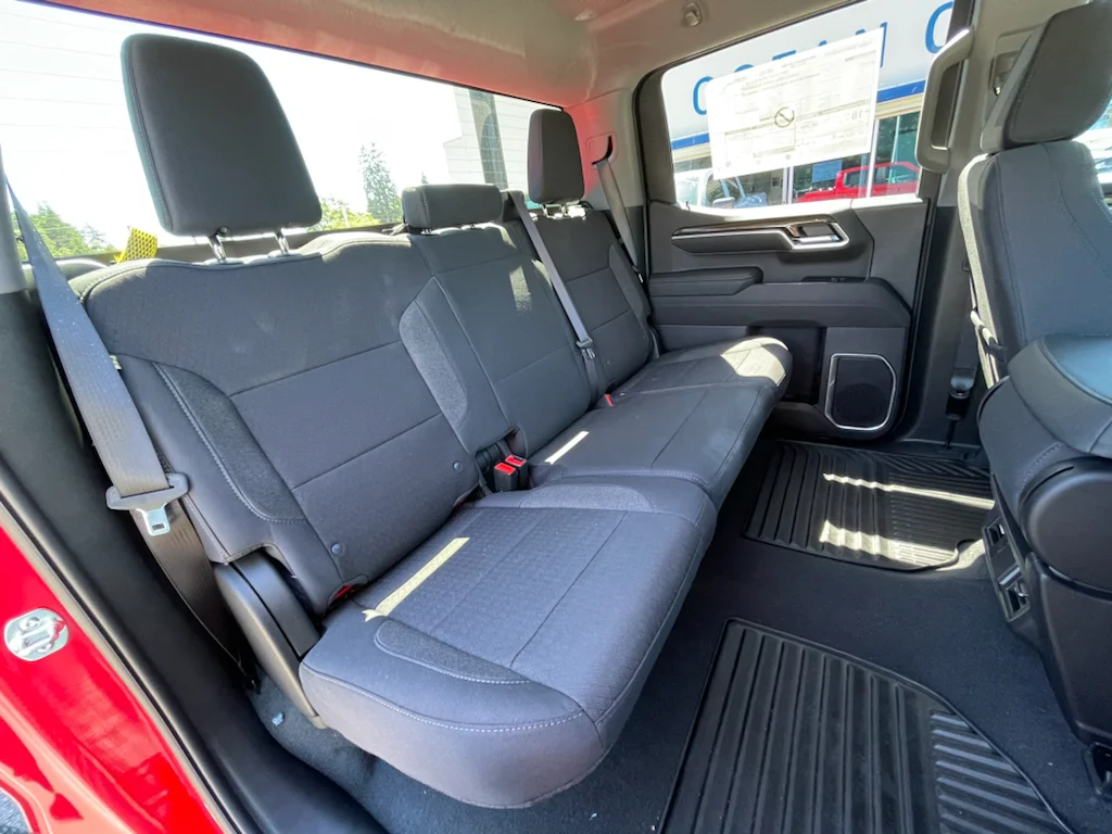 New 2026 Red Hot Chevrolet LT (2FL) image 33