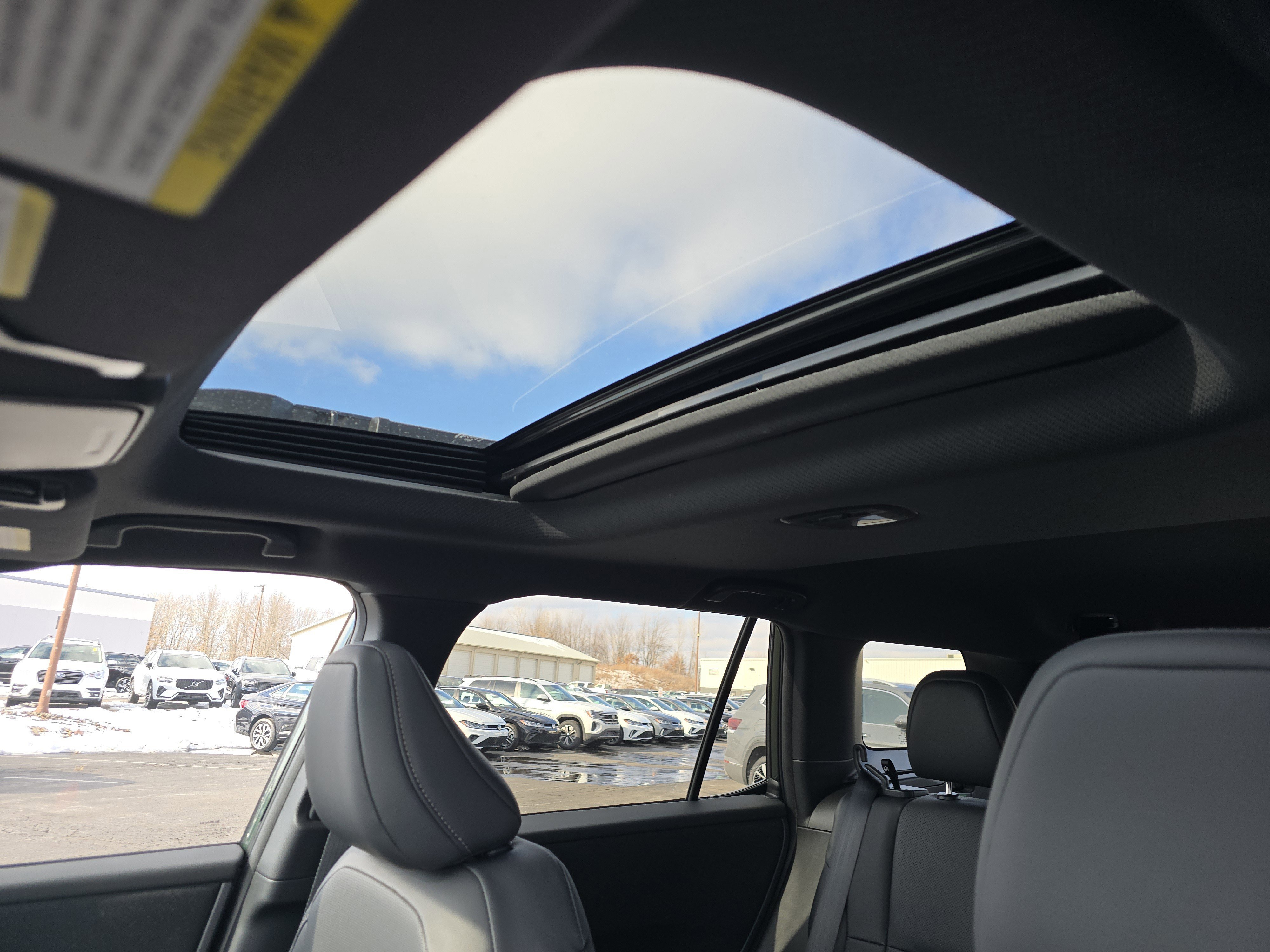 2026 Subaru Outback Limited - Photo 9