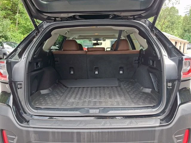 Used 2020 Black Subaru Touring image 33