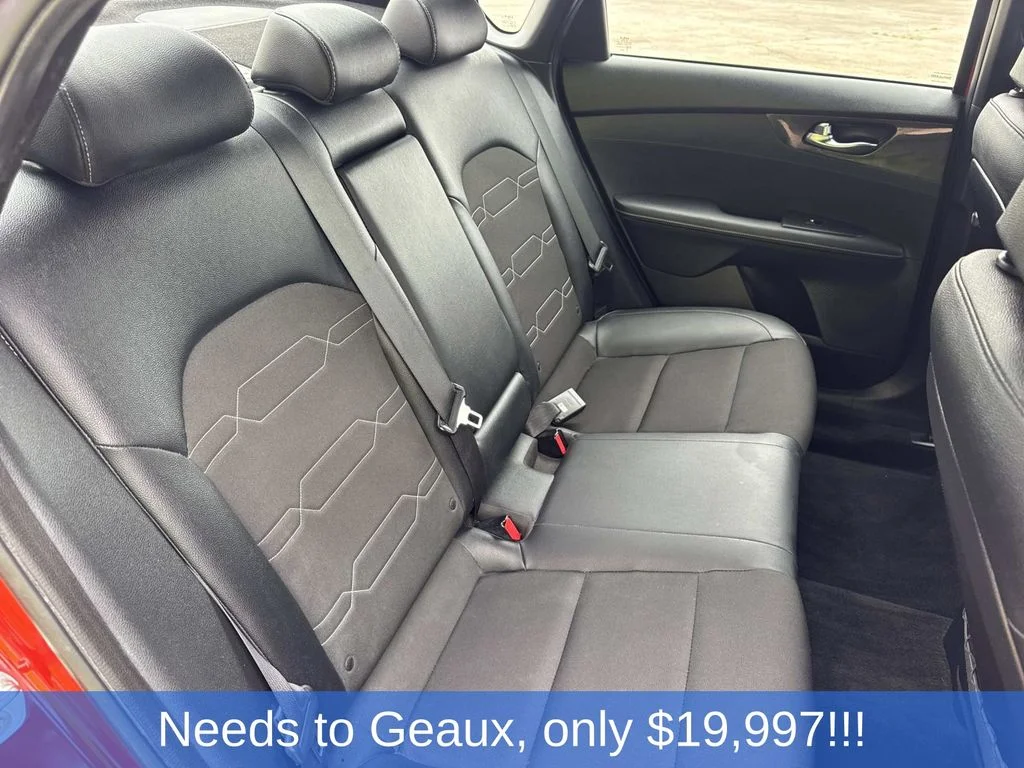 Used 2023 Red Kia GT-Line image 22