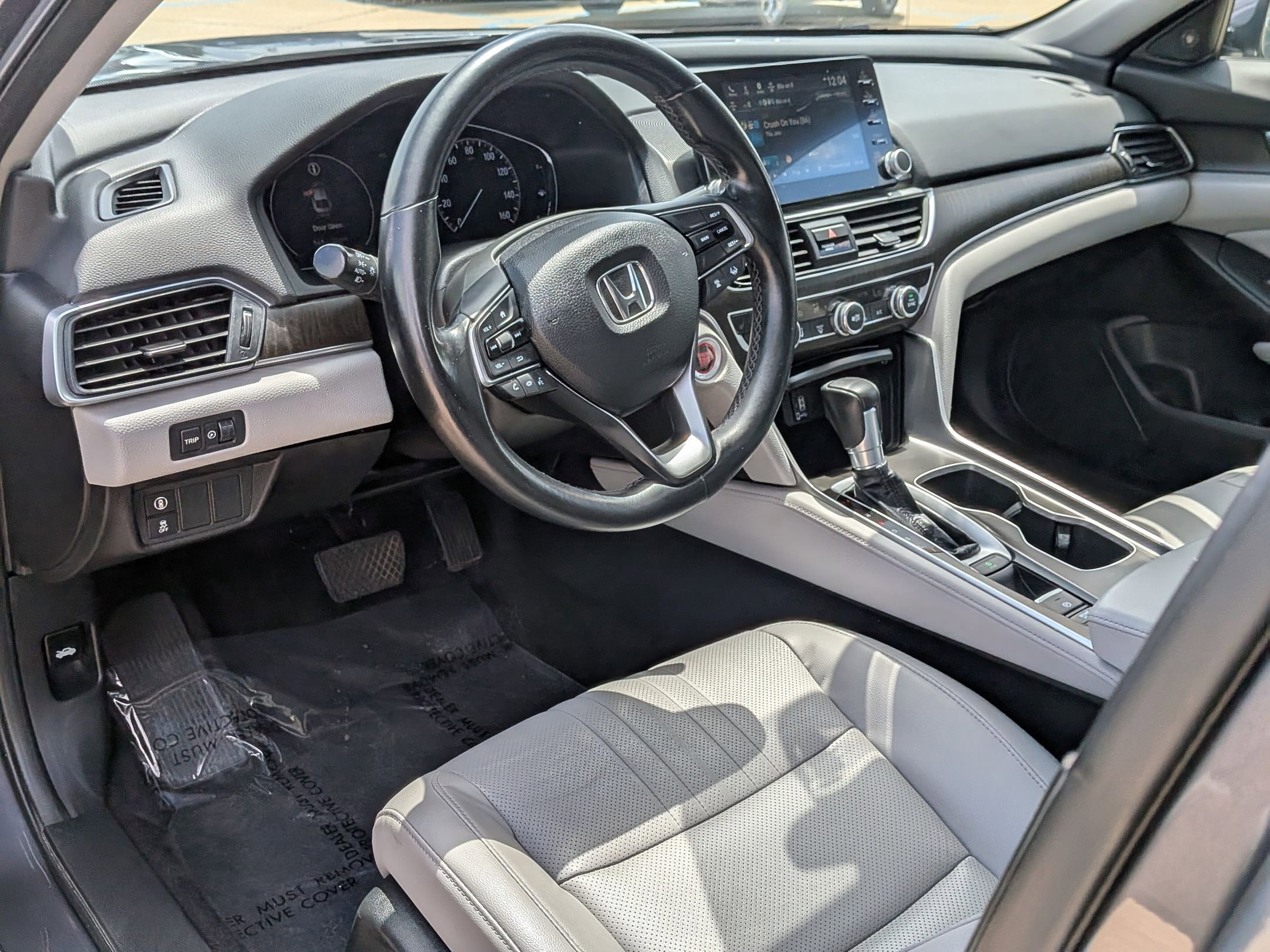Certified Used 2018 Modern Steel Metallic Honda EX-L 1.5T image 11
