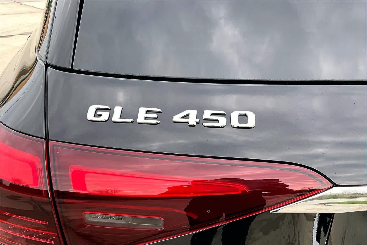New 2026 Obsidian Black Metallic Mercedes-Benz GLE 450 image 7