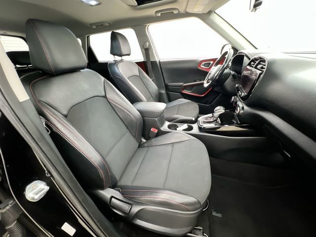 2023 Kia Soul GT-Line - Photo 15