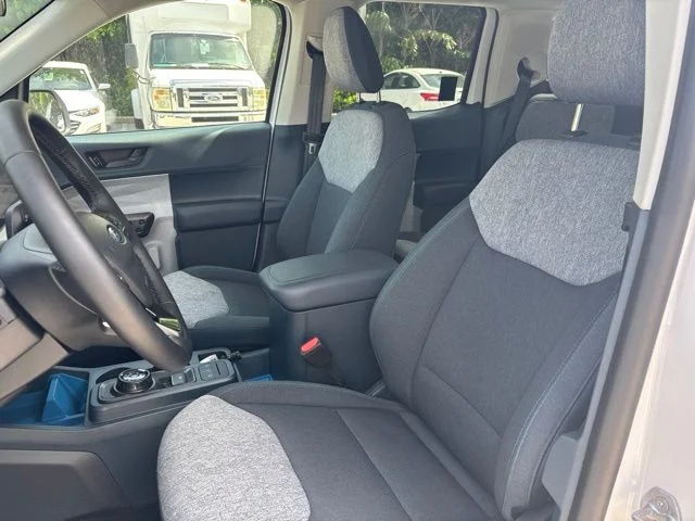 Certified Used 2025 Oxford White Ford XLT image 6