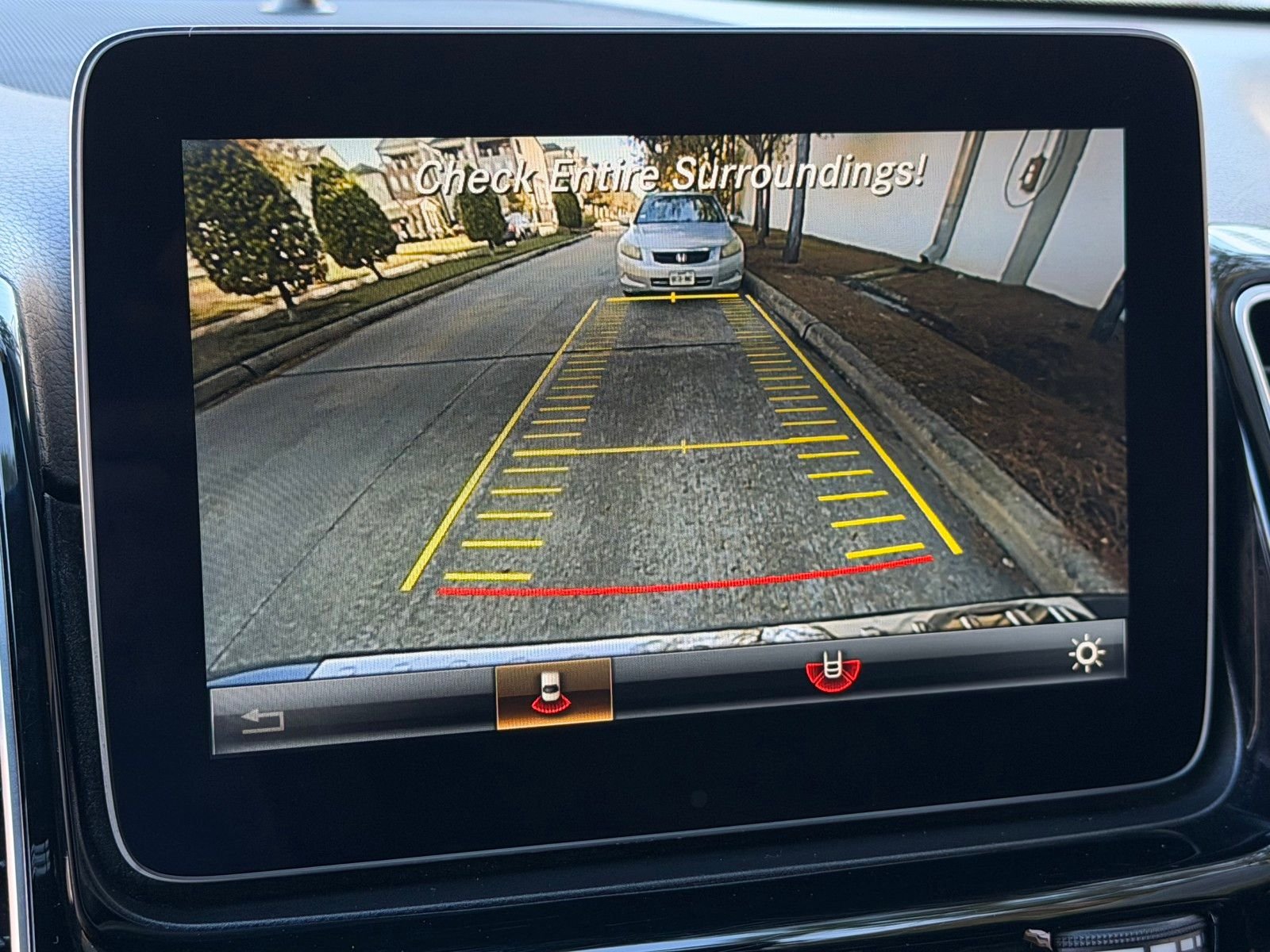 Used 2017 Gray Mercedes-Benz GLE 350 image 7