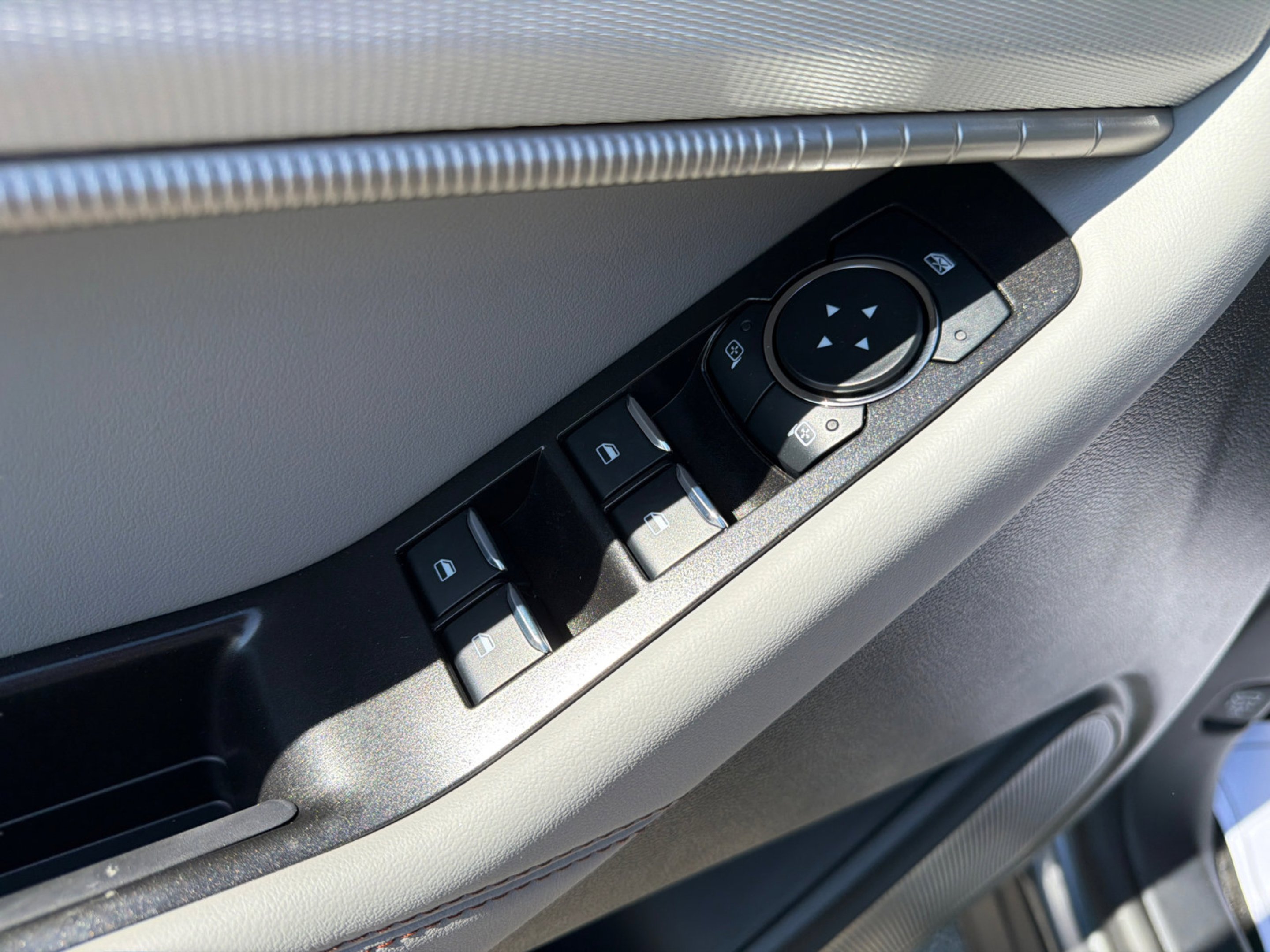 Used 2026 Carbonized Gray Metallic Ford Active image 19