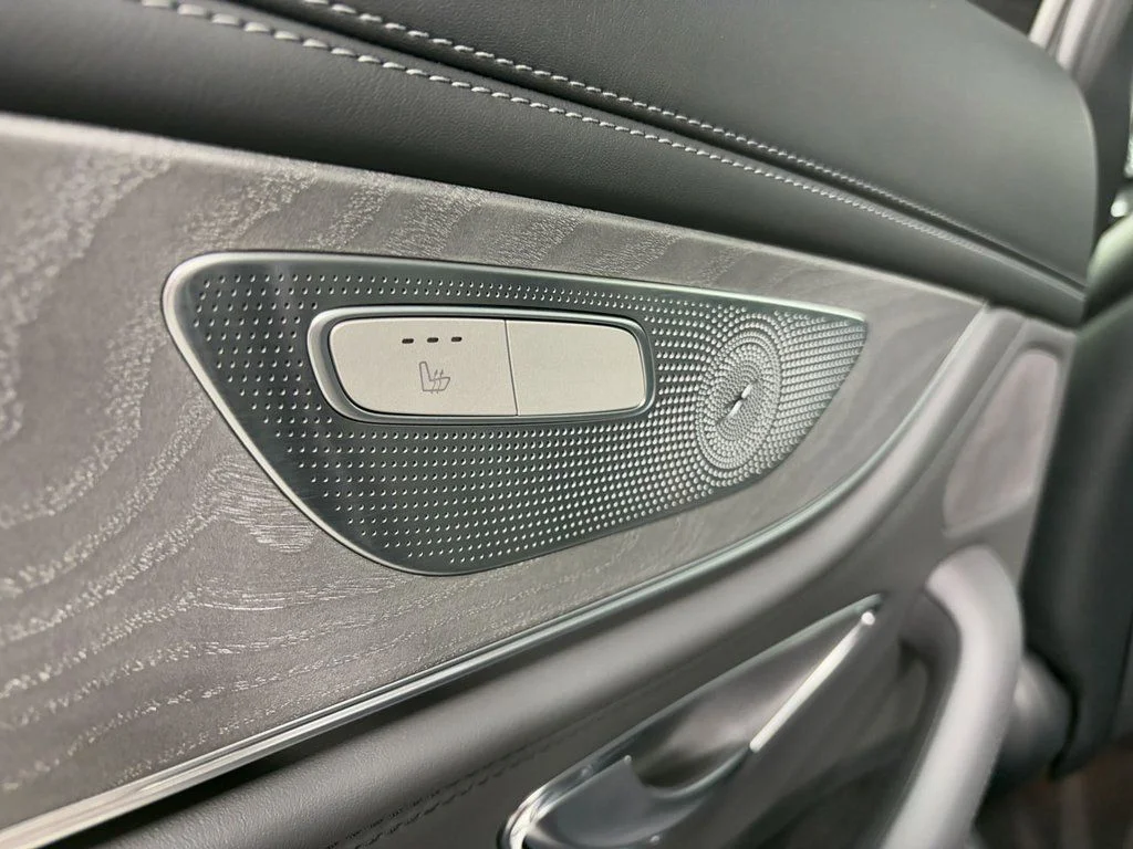 Used 2019 Obsidian Black Metallic Mercedes-Benz S image 28