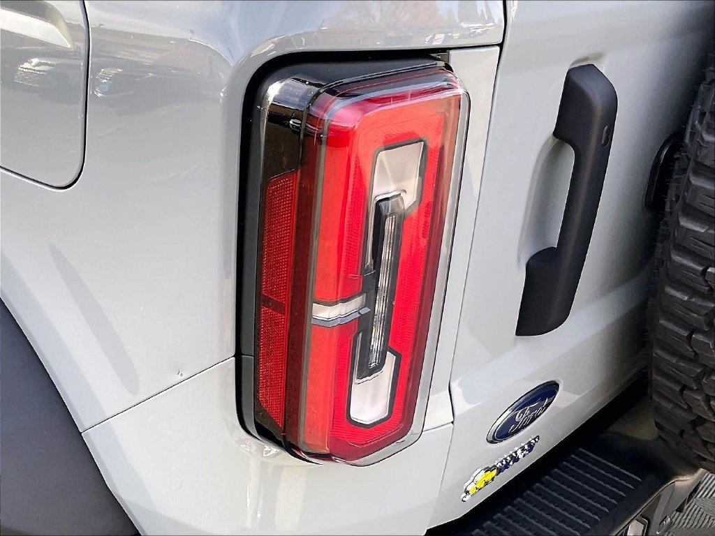 Used 2023 Gray Ford Badlands image 34