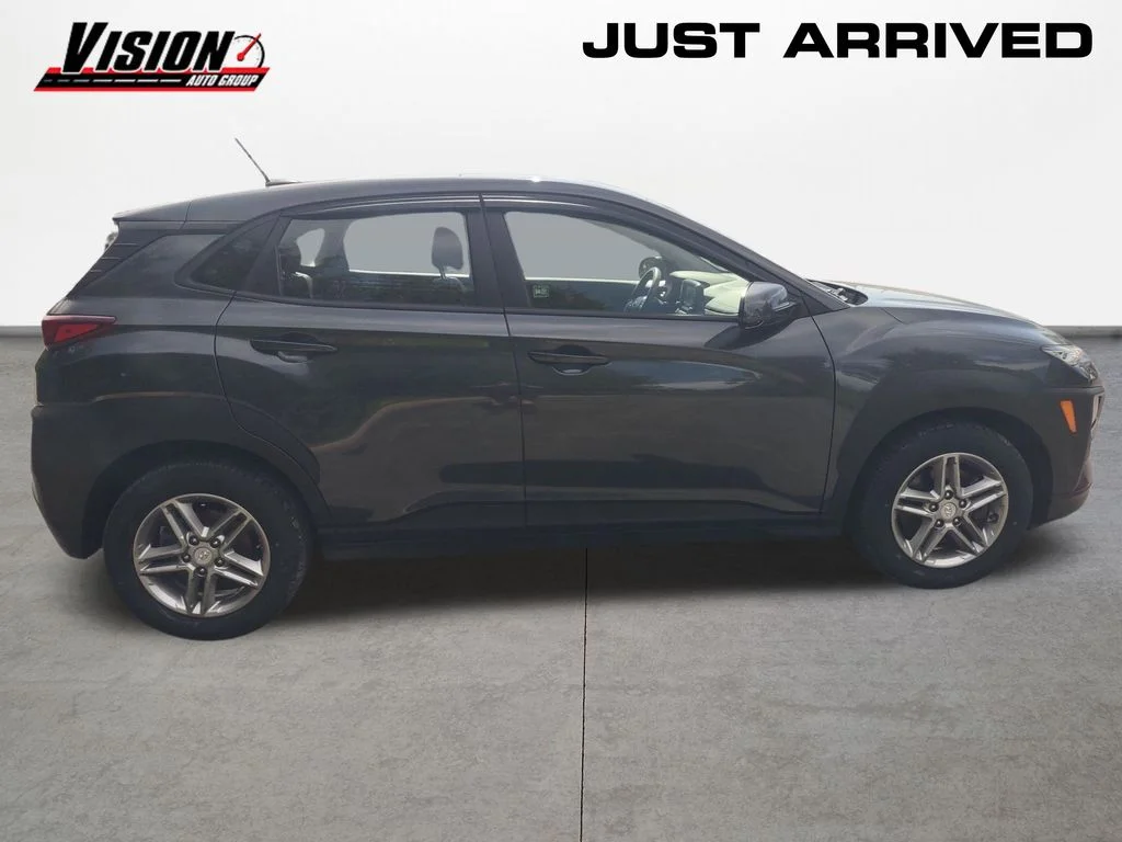 Used 2019 Gray Hyundai SE image 6