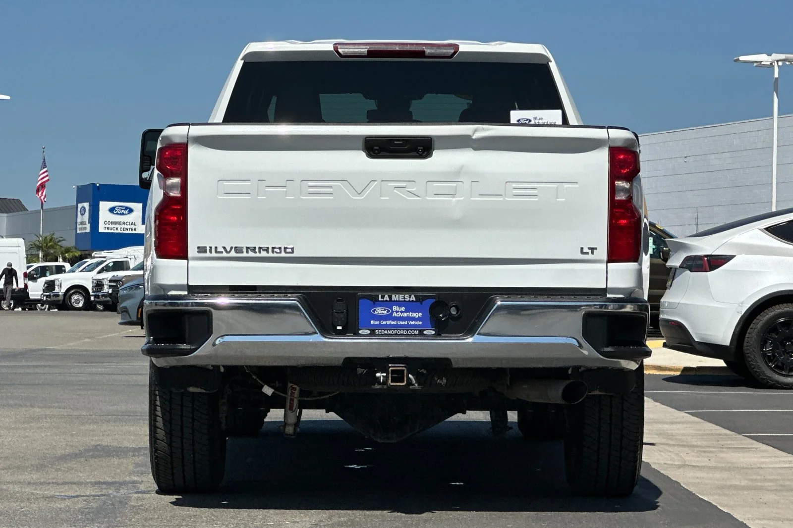 Used 2025 White Chevrolet LT image 4