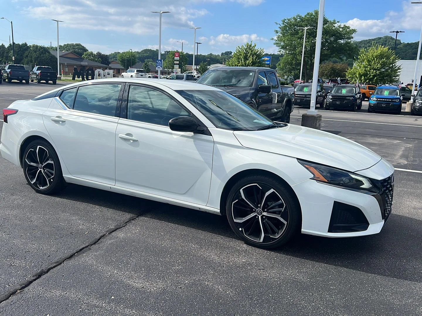 Used 2024 Nissan Altima SR with VIN 1N4BL4CV1RN367588 for sale in Winona, Minnesota