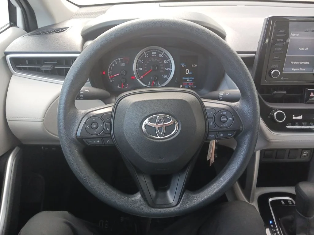 Used 2022 Beige Toyota L image 17