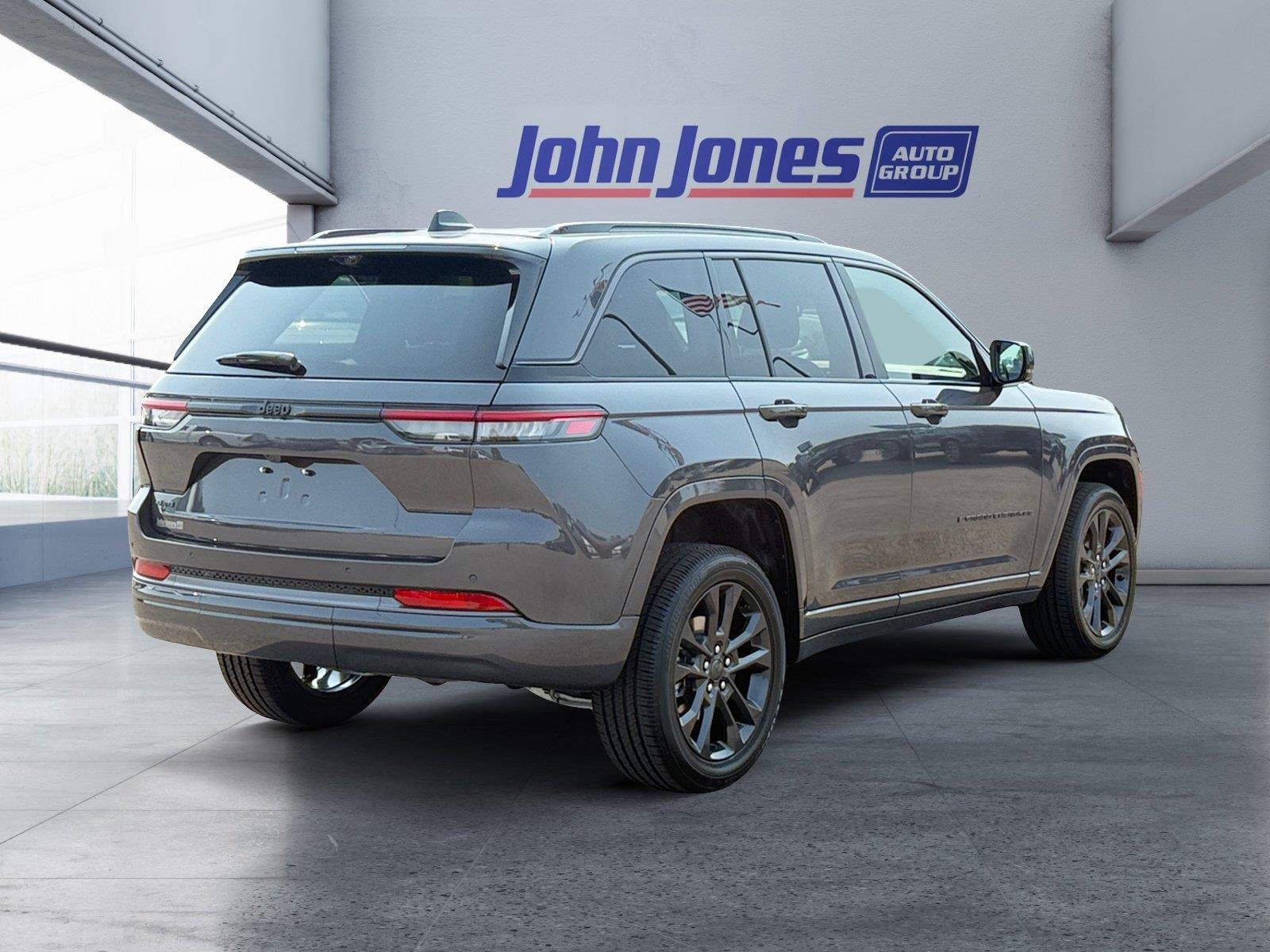 New 2026 Baltic Gray Metallic Clearcoat Jeep Limited Reserve image 5