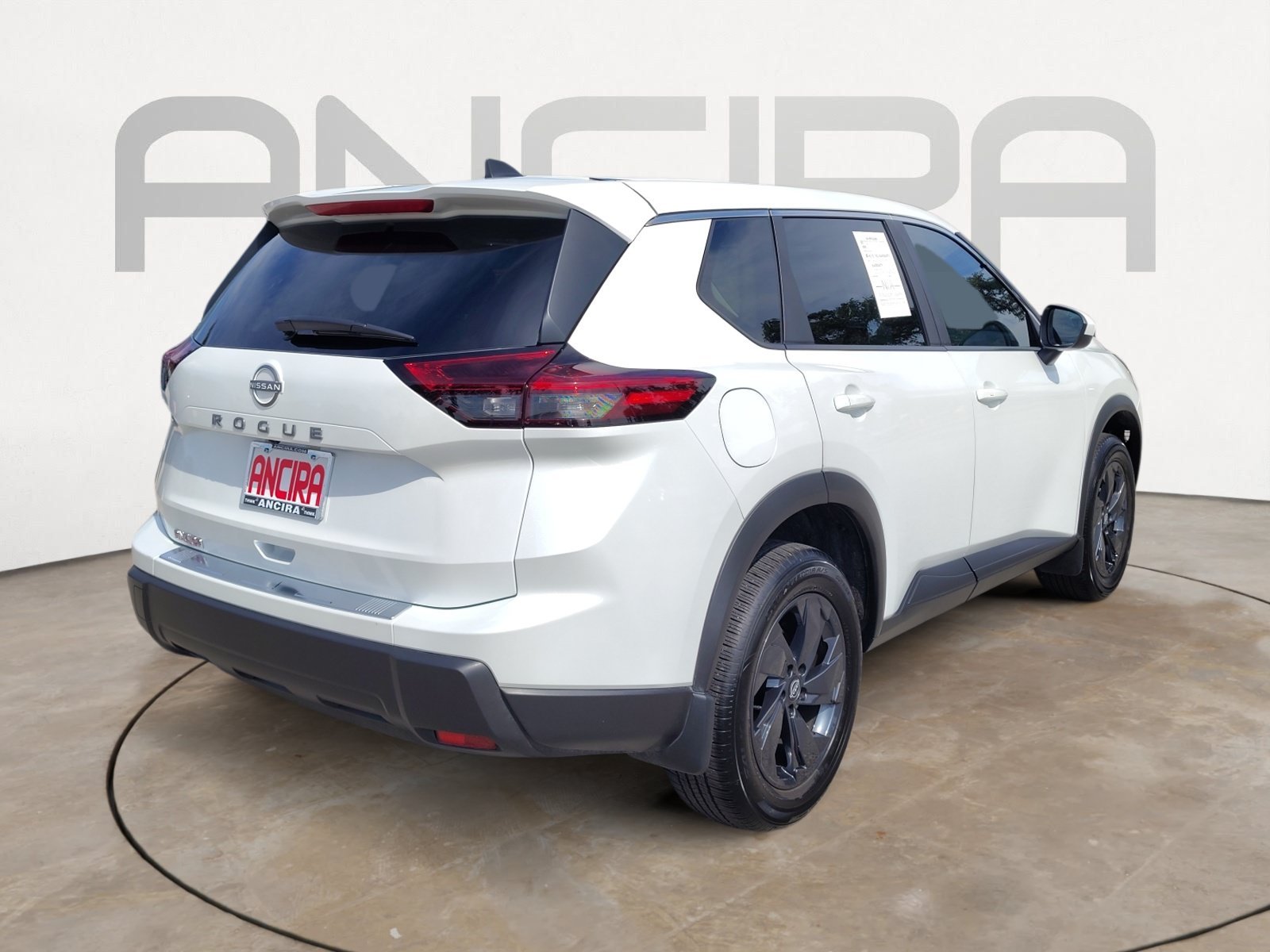 Certified Used 2026 Everest White Pearl Tricoat Nissan SV image 12